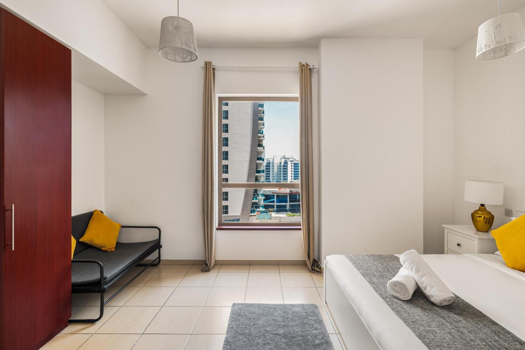 Beautiful 2Br & 4Br Apartments On Jbr Beach, Walking Distance To Bluewaters Island - By Sunkissed Holiday Homes Dubaj Zewnętrze zdjęcie