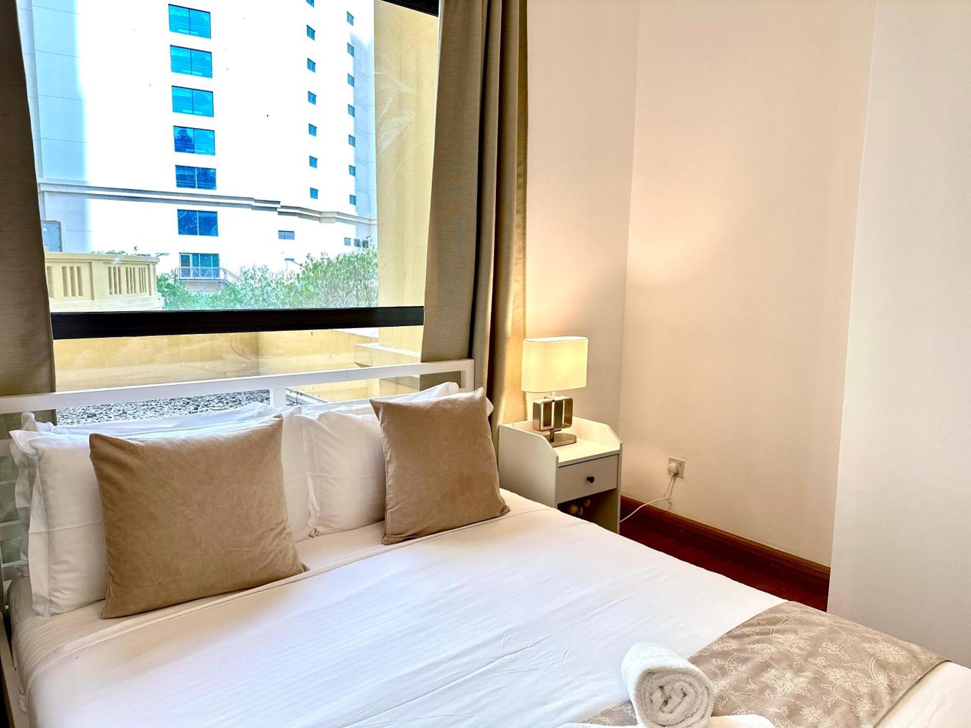 Beautiful 2Br & 4Br Apartments On Jbr Beach, Walking Distance To Bluewaters Island - By Sunkissed Holiday Homes Dubaj Zewnętrze zdjęcie
