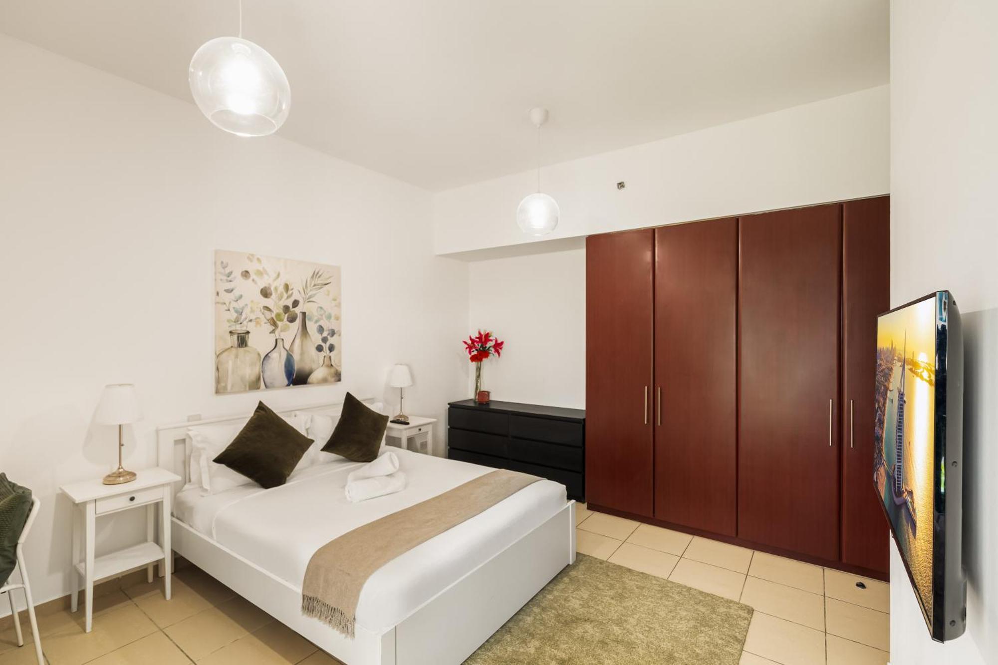 Beautiful 2Br & 4Br Apartments On Jbr Beach, Walking Distance To Bluewaters Island - By Sunkissed Holiday Homes Dubaj Zewnętrze zdjęcie