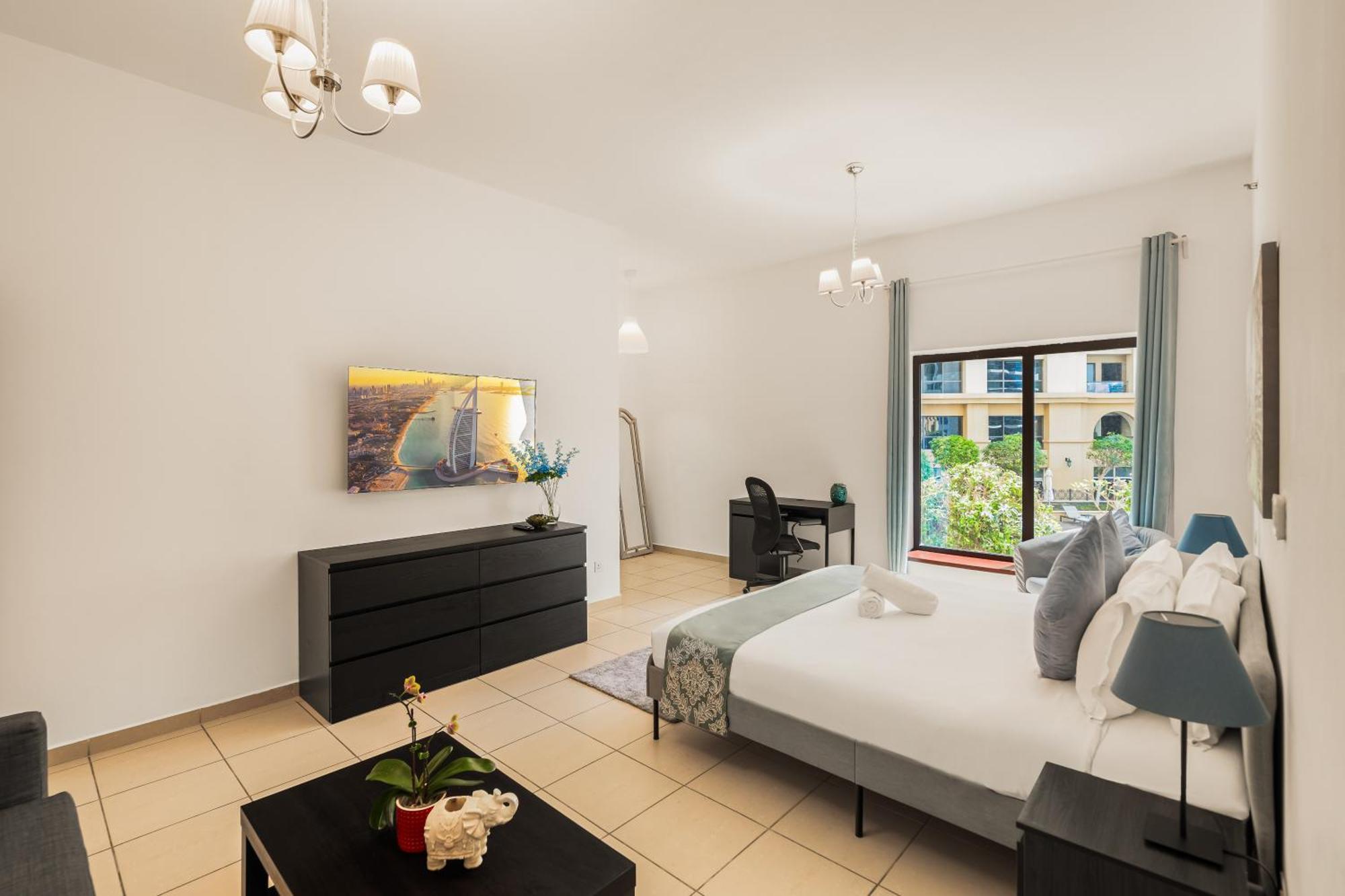 Beautiful 2Br & 4Br Apartments On Jbr Beach, Walking Distance To Bluewaters Island - By Sunkissed Holiday Homes Dubaj Zewnętrze zdjęcie