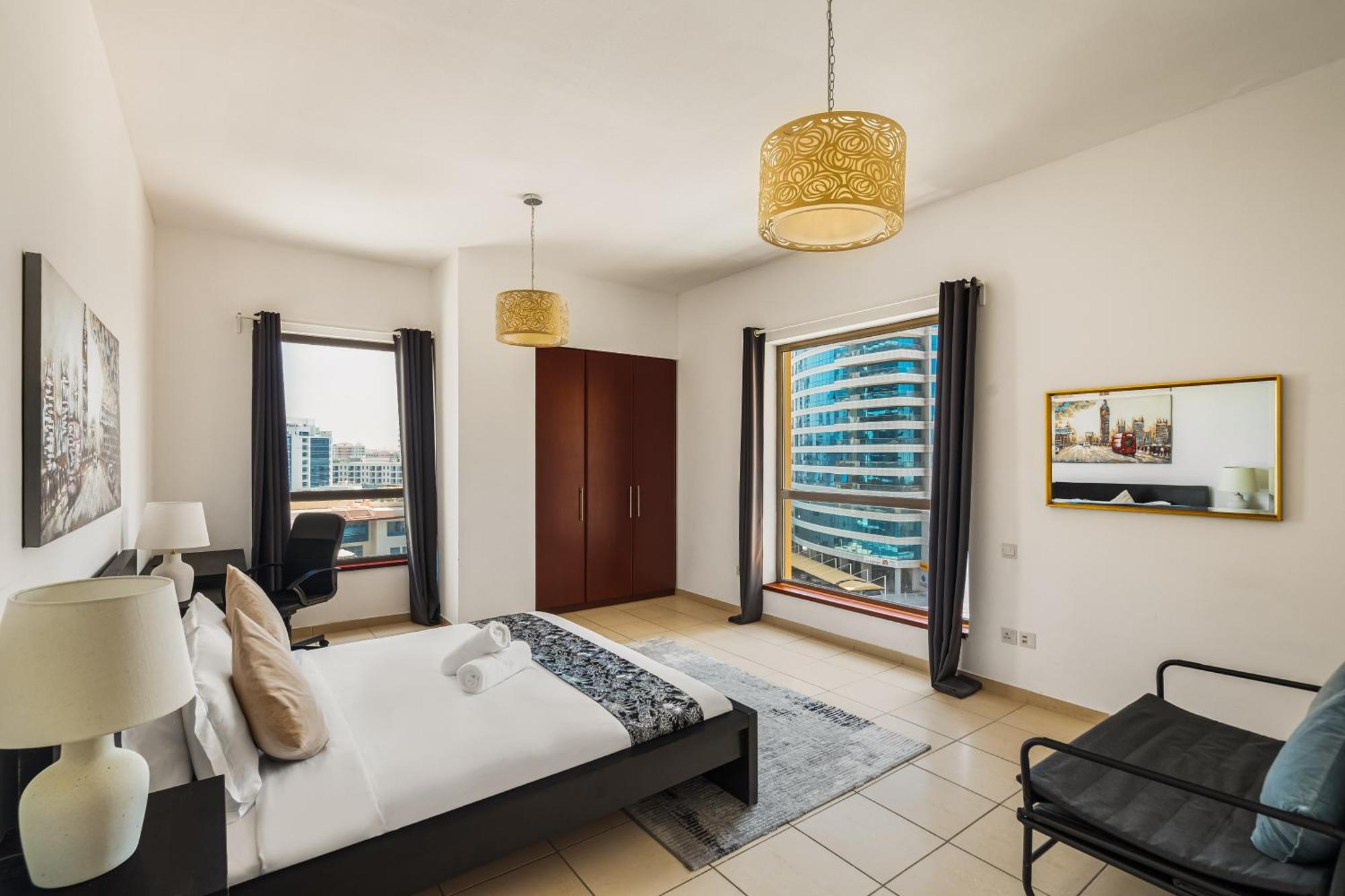 Beautiful 2Br & 4Br Apartments On Jbr Beach, Walking Distance To Bluewaters Island - By Sunkissed Holiday Homes Dubaj Zewnętrze zdjęcie